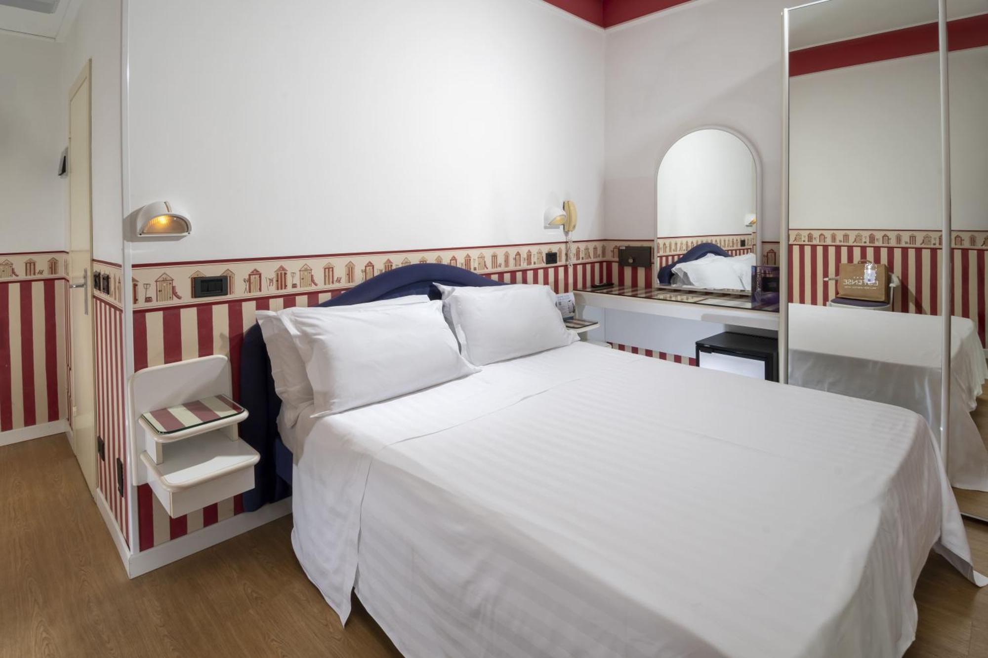 Hotel Estense Gatteo a Mare Exterior photo